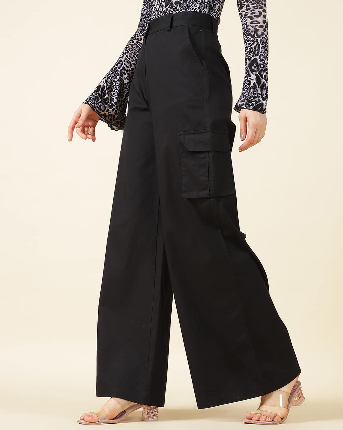Buy Black Trousers & Pants for Women by Shein Online | Ajio.com