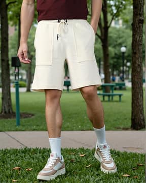 -288Wx360H-443317667-offwhite-