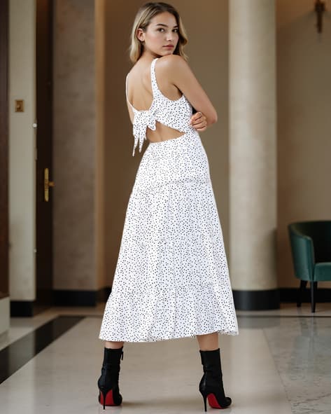 Buy Shein Shein Party Strapless Split T... Online | Ajio.com Buy Shein Shein Party Strapless Split T... Online | Ajio.com