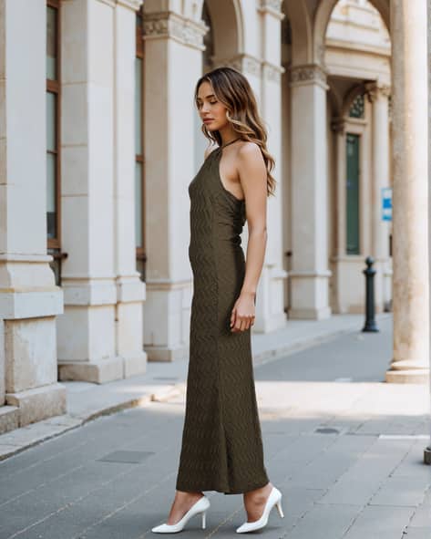 green emerald velvet dress SHEIN Crisscross Backless Wrap Satin Prom Dress, M1058893, Dark Green, M :  Buy Online at Best Price in KSA