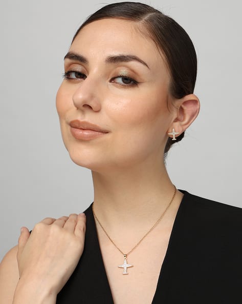 Shein Women Cross-Shaped Design Necklace Sets