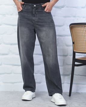 Shein Full Length Fly with Button Closure Mid Wash Jeans-picture-52