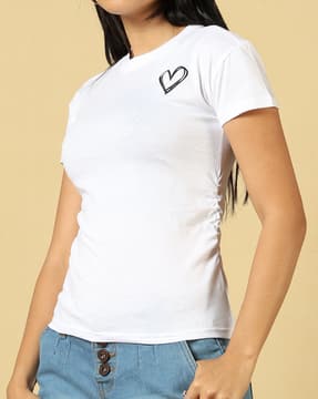 Shein Shein Women Short Sleeve Heart Placement Print Crew Tshirt