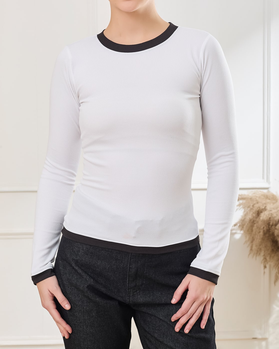 Shein Shein Medium Length Contrast Trim Ribbed Crew Neck Top For Women (White, M)