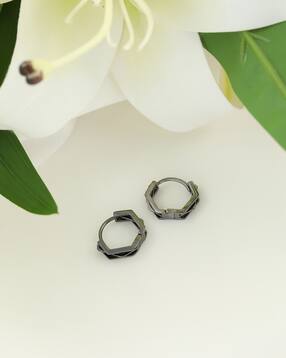 Shein Men Black Geometric Design Hoop Earrings-image-0