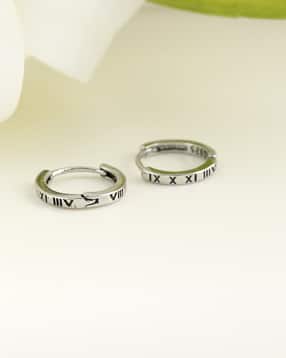 Shein Men Silver Roman Numeral Design Hoop Earrings-picture-13