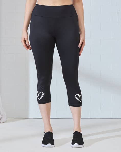 Product image of
                        Shein Shein Mid Calf Length Heart Placement
                        Print Leggings