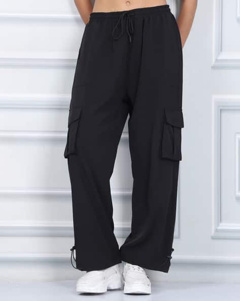 Product image of Shein Shein
                              Elasticated Drawstring Waist Parachute
                              Pant