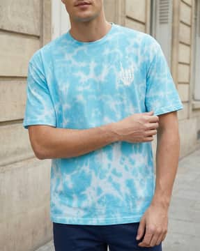 Shein Shein Men Medium Length Graphic Print Tie and Dye Crew Tshirt