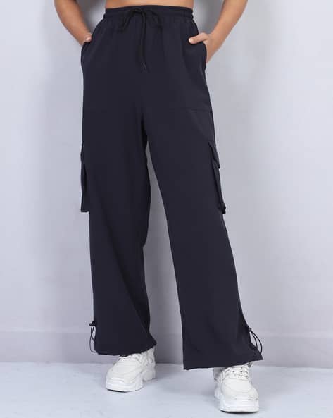 Product image of Shein Shein
                              Elasticated Drawstring Waist Parachute
                              Pant