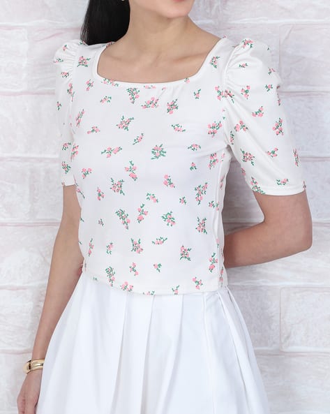 Product image of
                        Shein Shein Square Neck Puff Sleeve Floral Print
                        Short Top