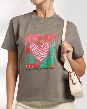 Shein Short Sleeve Heart Chest Print Crew Tshirt-picture-25
