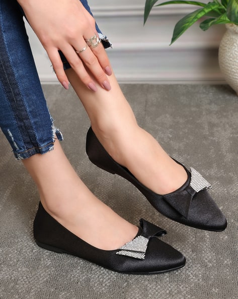 Buy Black Flat Shoes for Women by Shein Online | Ajio.com