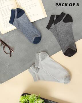 Shein Men Combo of 3 Colour Blocked Everyday Socks-image-36