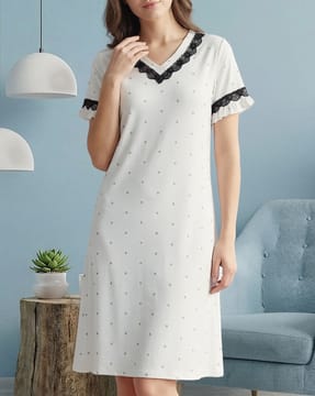 Shein Shein Women Short Sleeve Polka Dot Print Lace Trim Nightshirt