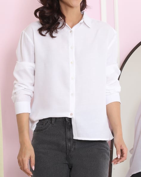 Product image of
                        Shein Shein Medium Length Spread Collar Full
                        Sleeve Shirt