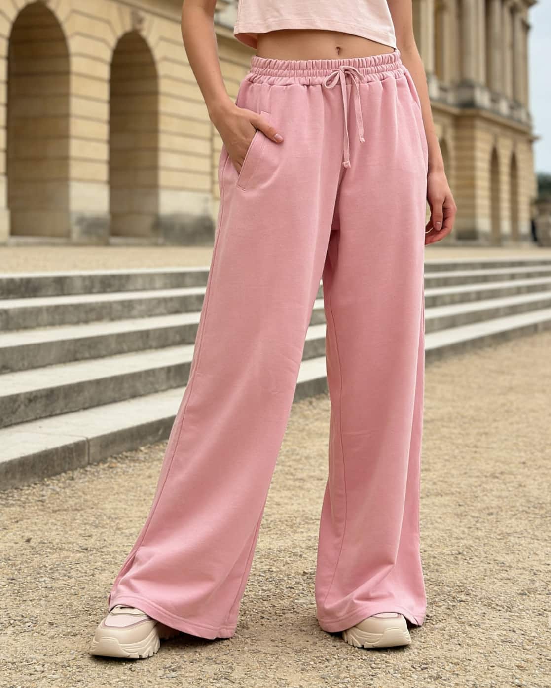 -1117Wx1400H-443394836-pink-