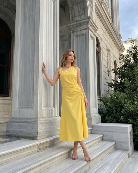 Buy Yellow Dresses for Women by Shein Online | sheinindia.in Buy Yellow Dresses for Women by Shein Online | sheinindia.in