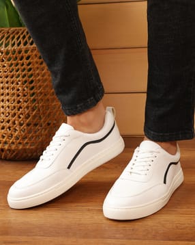 Shein Men's Lace Up Contrast Striped Plimsoll Sneakers-image-3