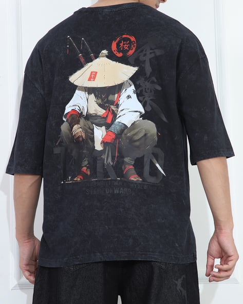 Shein Men Samurai Back Print Crew Tshirt - Image 1