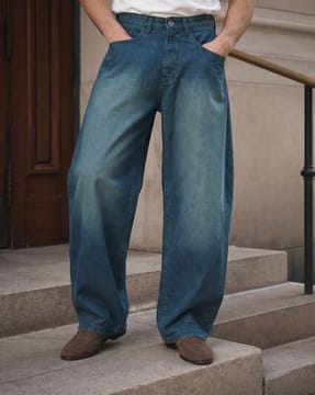 Shein Shein Men Full Length Fly With Button Closure Mid Wash Jeans