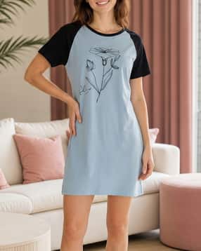 Shein Short Sleeve Floral Chest Print Nightshirts-picture-31