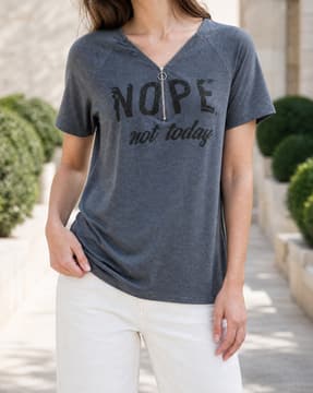 Shein Shein Women Raglan Sleeve Typographic Chest Print Tshirt