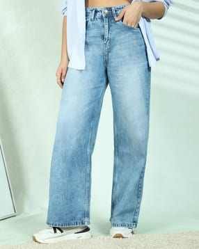 Shein Full Length Fly With Button Closure Mid Wash Jeans-picture-28