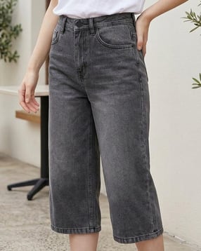 Shein Knee Length Fly with Button Closure Denim Shorts-picture-17