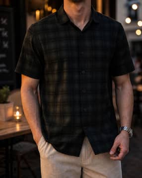 Shein Men Spread Collar Short Sleeve Checked Shirt-picture-30