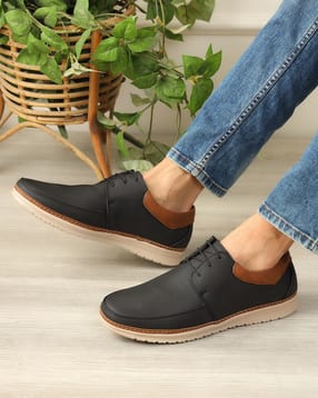 Shein Men Round Toe Contrast Panelled Derby Shoe-picture-51