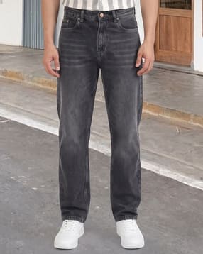 Shein Men Low Rise Full Length Mid Wash Jeans-picture-13