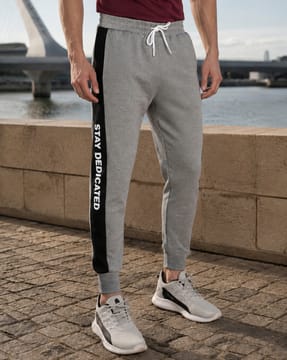 Shein Shein Men Contrast Panel Typographic Placement Print Joggers