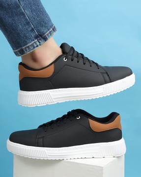 Shein Shein Men Lace Fastening Contrast Panelled Plimsoll Sneakers