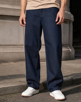 Shein Shein Men Baggy Fit Full Length Fly With Button Closure Clean Wash Jeans