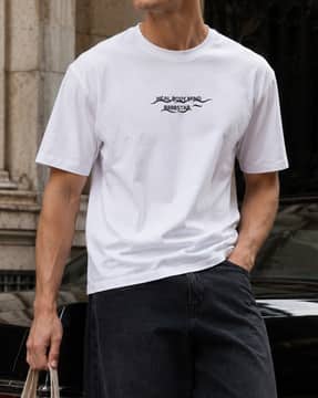 Shein Shein Men Short Sleeves Graphic Back Print Crew Tshirt