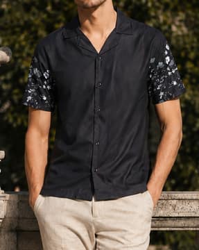 Shein Shein Men Bohemian Cuban Collar Short Floral Print Sleeve Shirt