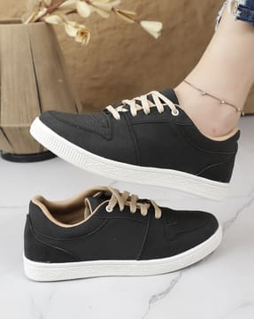 Shein Shein Women Round Toe Perforated Detail Lace Up Court Sneakers