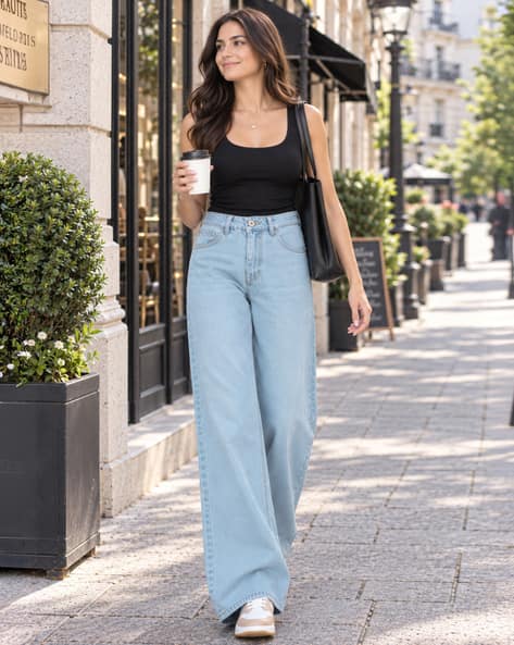 Shein Women Light Wash Jeans - Image 1